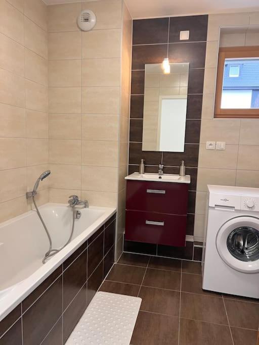 Appartement Red Jardin Tres Calme Saint-Louis  Exterior photo